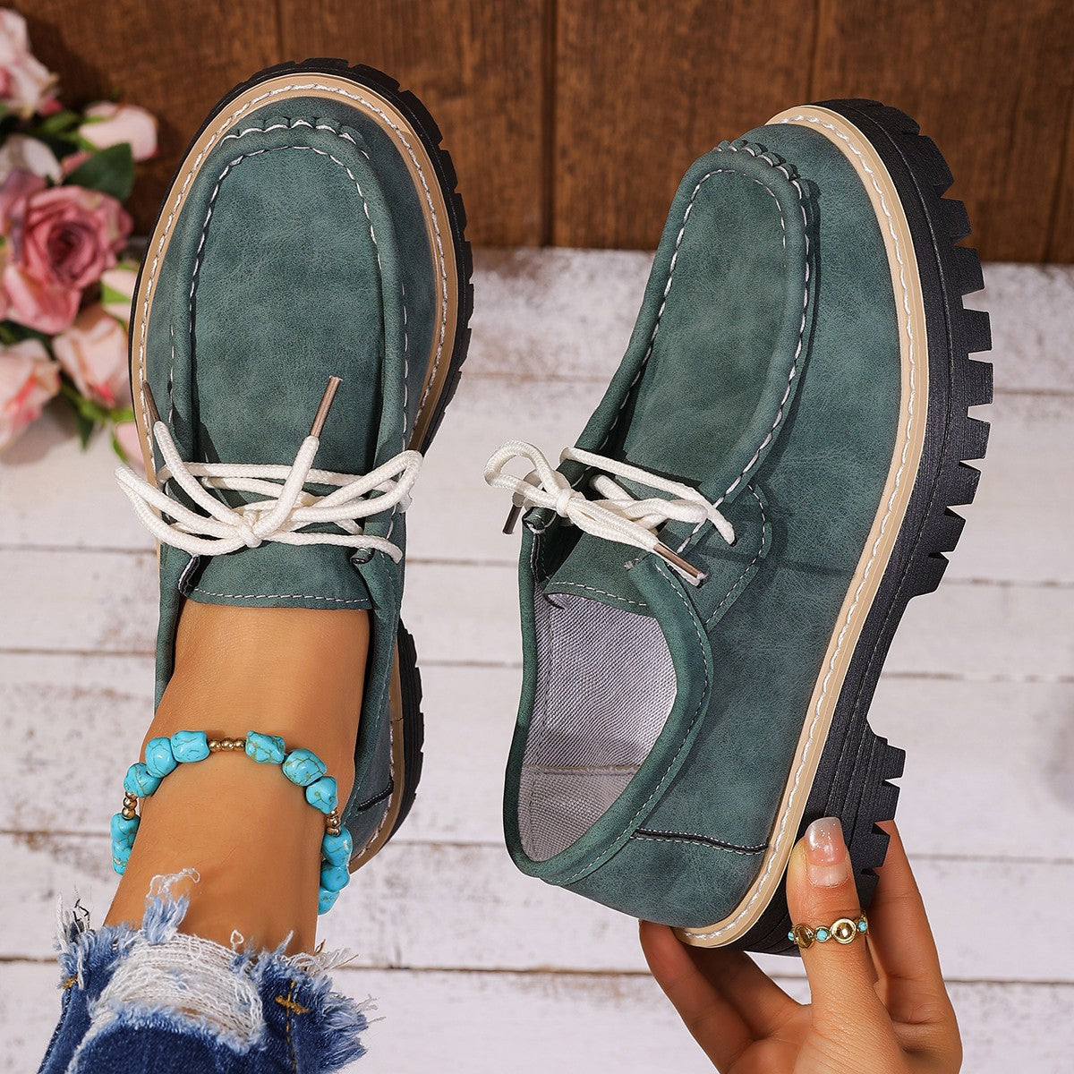 Eleganckie Ortopedyczne Buty z Unikalnym Wzorem