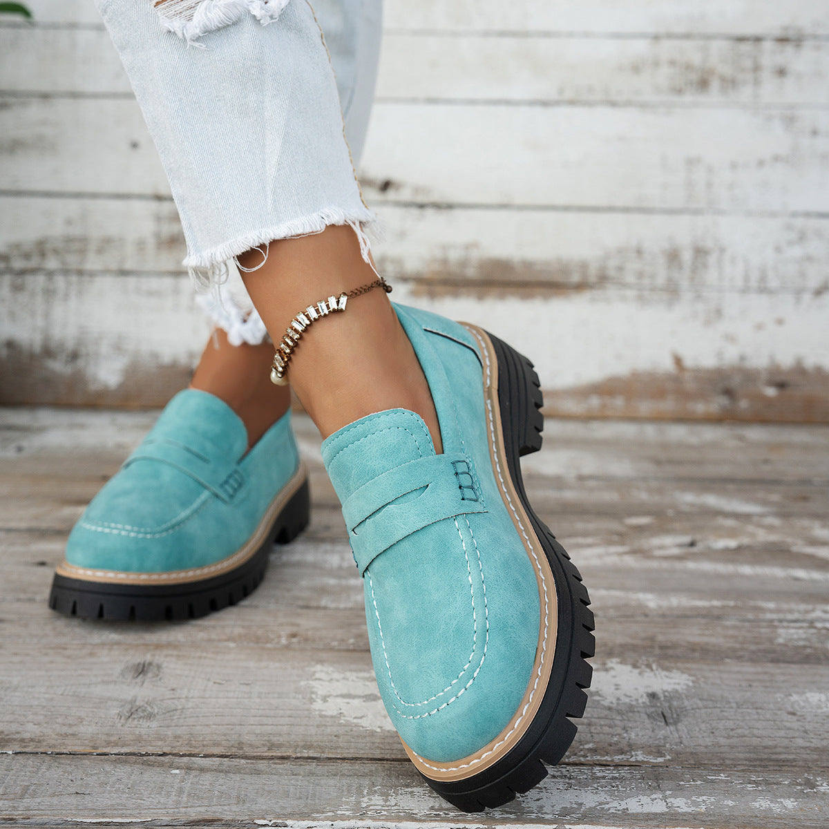 Eleganckie Ortopedyczne Buty z Unikalnym Wzorem