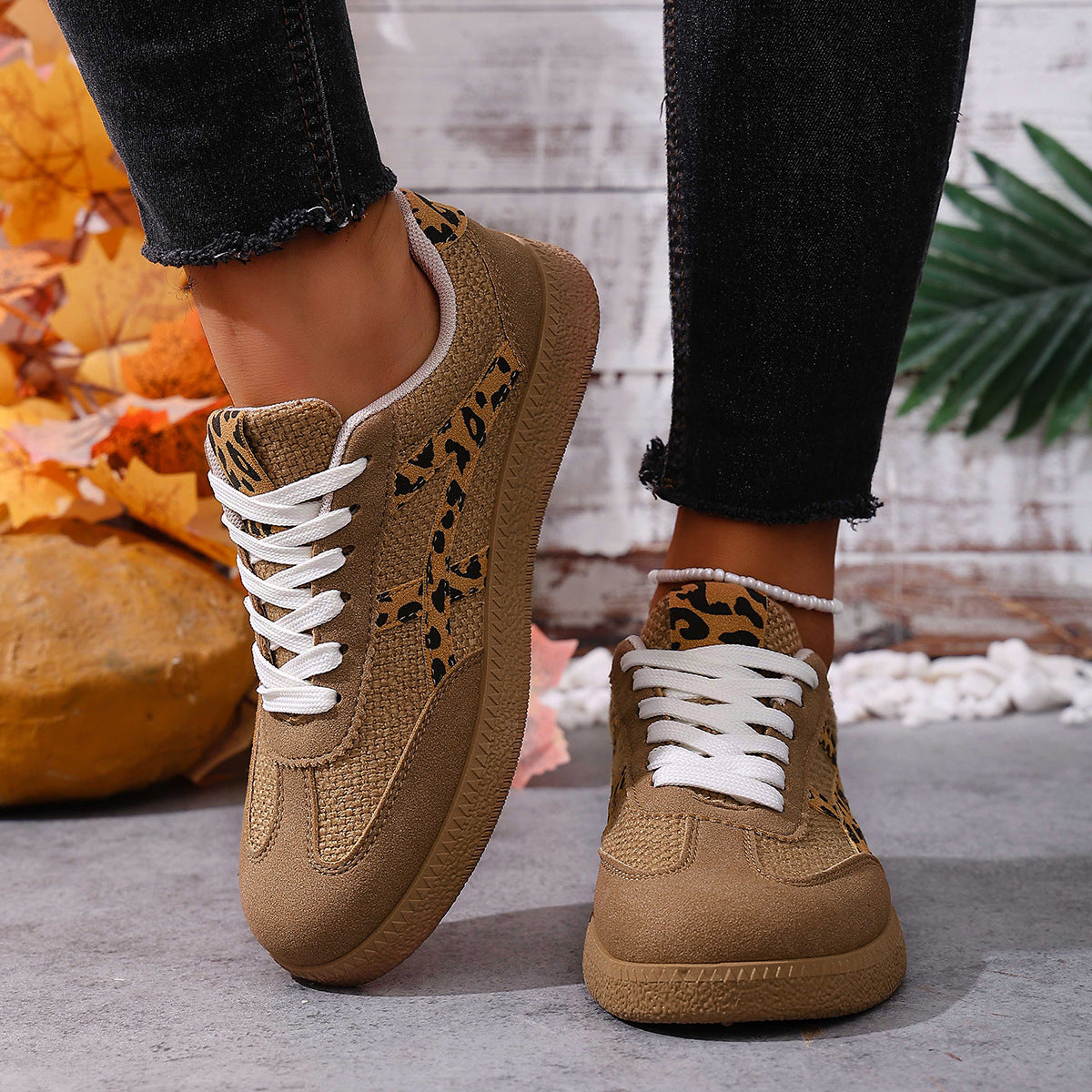 Eleganckie Ortopedyczne Buty z Unikalnym Wzorem