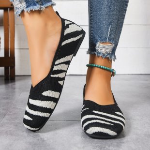 Eleganckie Ortopedyczne Buty z Unikalnym Wzorem