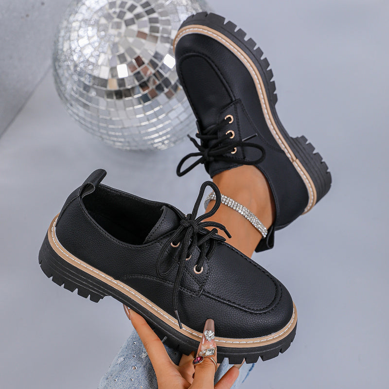 Eleganckie Ortopedyczne Buty z Unikalnym Wzorem